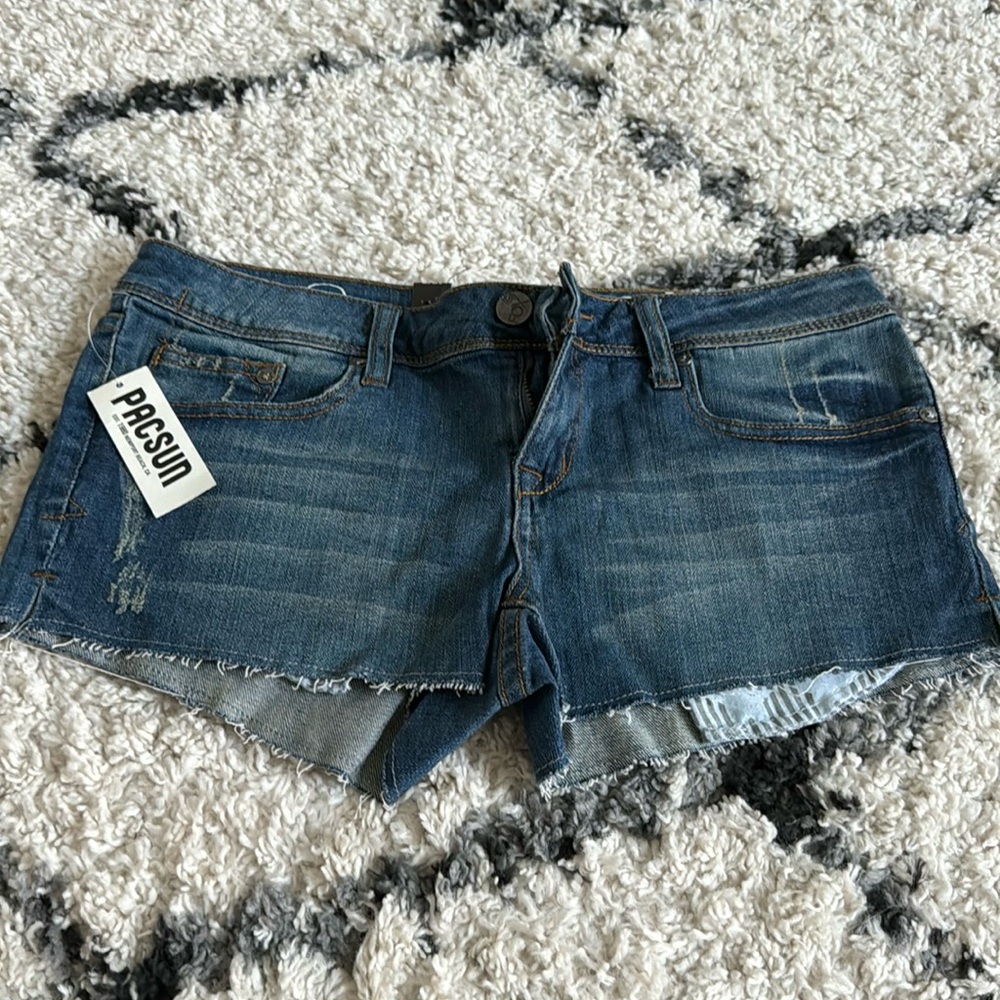 Fox shorts size 5/27